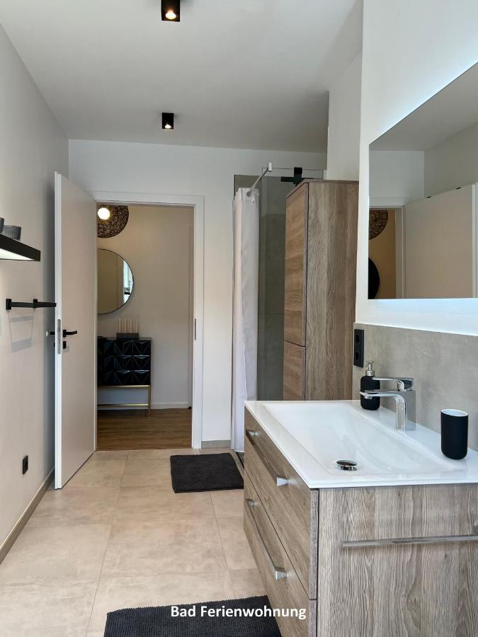"Auslese 54" -Direkt Am Moselufer- Gaestezimmer & Ferienwohnung Traben-Trarbach Extérieur photo