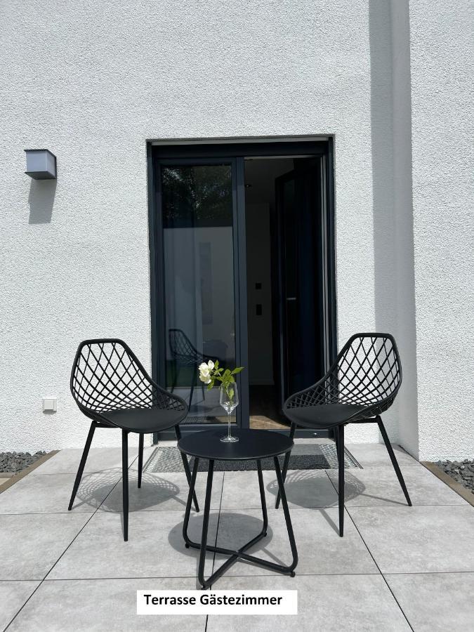 "Auslese 54" -Direkt Am Moselufer- Gaestezimmer & Ferienwohnung Traben-Trarbach Extérieur photo