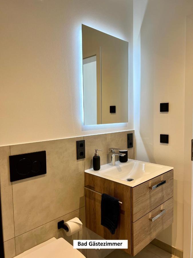 "Auslese 54" -Direkt Am Moselufer- Gaestezimmer & Ferienwohnung Traben-Trarbach Extérieur photo