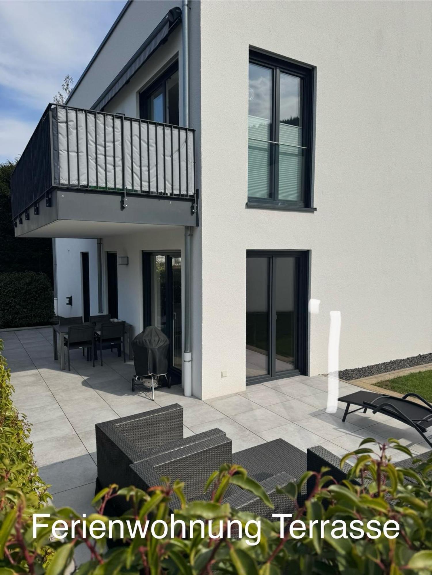 "Auslese 54" -Direkt Am Moselufer- Gaestezimmer & Ferienwohnung Traben-Trarbach Extérieur photo
